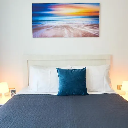 Rise And Shine 1 By Alz Aparthotel Navodari
